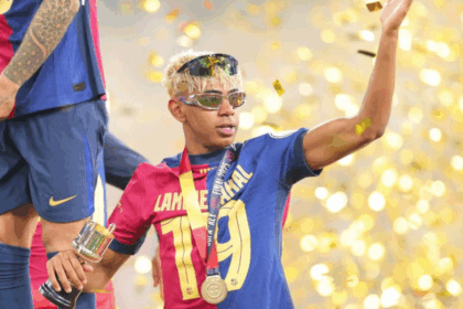 lebih-hebat-mana-messi-atau-lamine-yamalsaat-muda