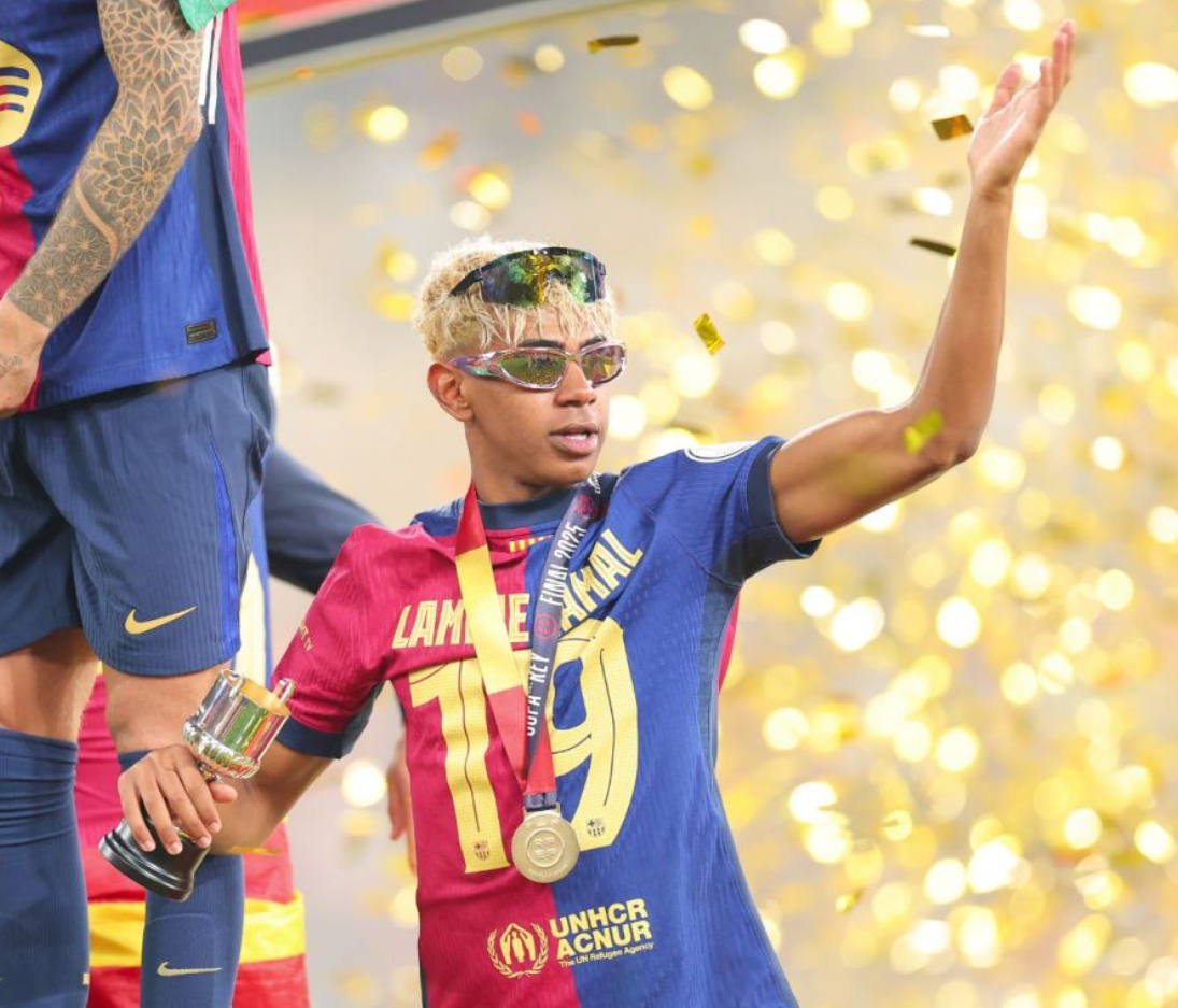 lebih-hebat-mana-messi-atau-lamine-yamalsaat-muda