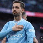 pemain-sepak-bola-dengan-kontrol-yang-bagus