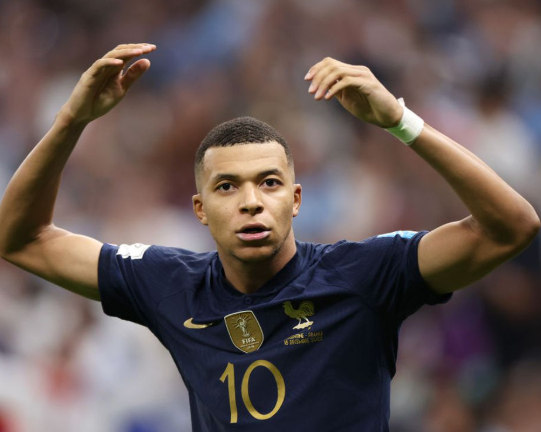 apakah-cerita-dibalik-nomor-punggung-kylian-mbappe