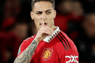 manchester-united-akhirnya-berhasil-jual-antony