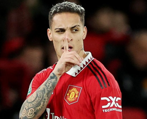 manchester-united-akhirnya-berhasil-jual-antony