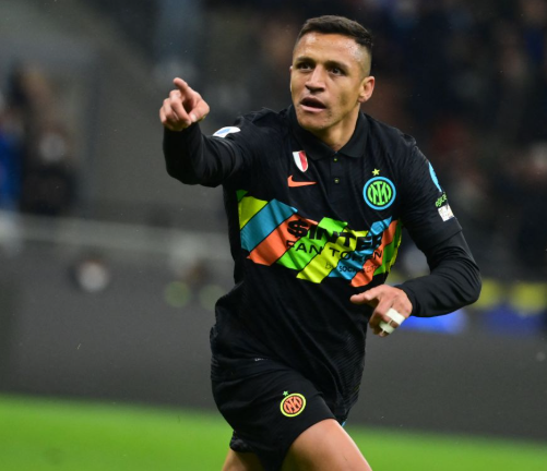 alexis-sanchez-resmi-bergabung-tim-sepak-bola-top-spanyol