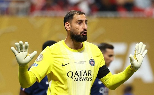 kiper-kelas-dunia-yang-dibutuhkan-guardiola-donnarumma