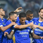 Persib Bandung vs Persik Duel Sengit di Stadion GBLA