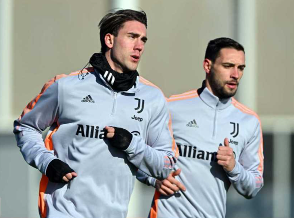 juventus-akan-menjual-dusan-vlahovic