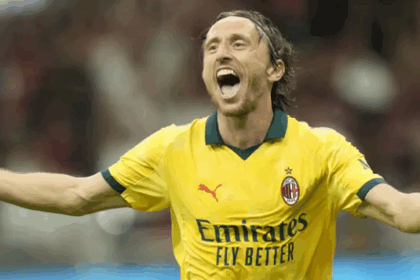 peforma-pemain-luka-modric-di-san-sino
