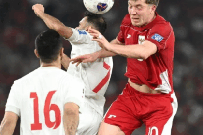 kapten-sepak-bola-legendaris-kembali-setelah-cedera-panjang