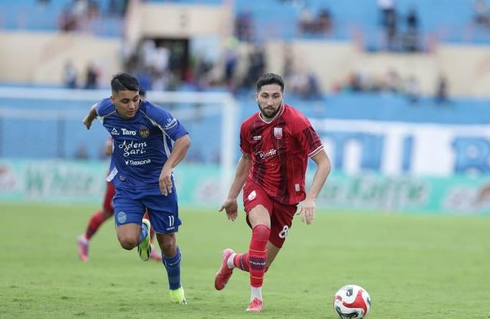 PSIM vs Persis Solo Berakhir Imbang 0-0 Sengit