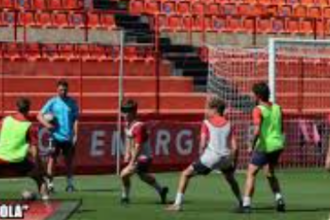 Analisis Pertandingan Sepakbola Strategi Pelatih Modern