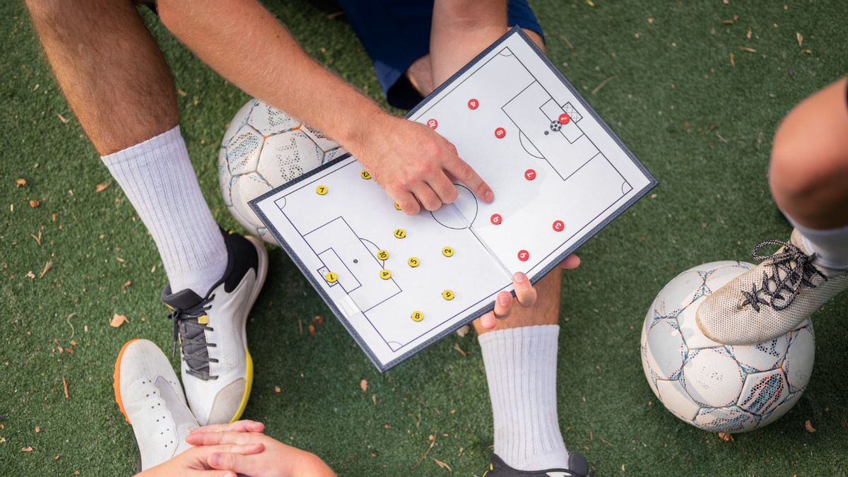 Strategi Sepakbola Modern Tren Taktik Dan Evolusi Permainan